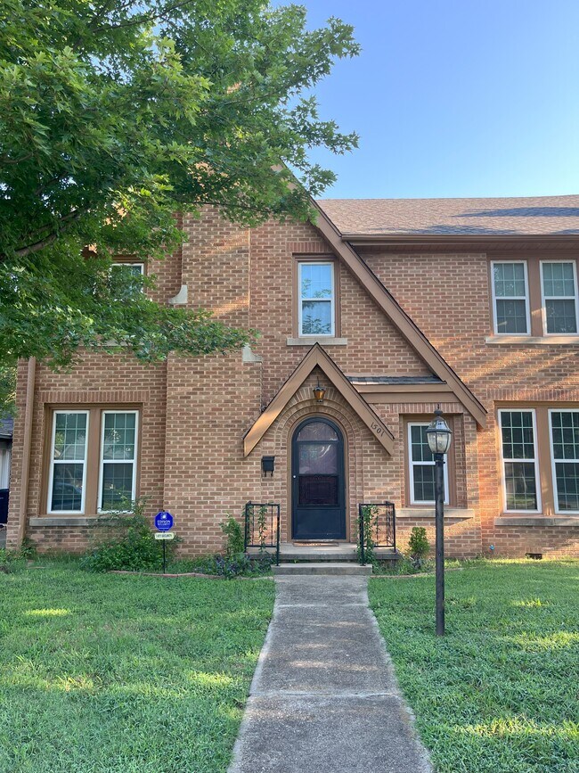 Foto del edificio - 1501 NW 18th St