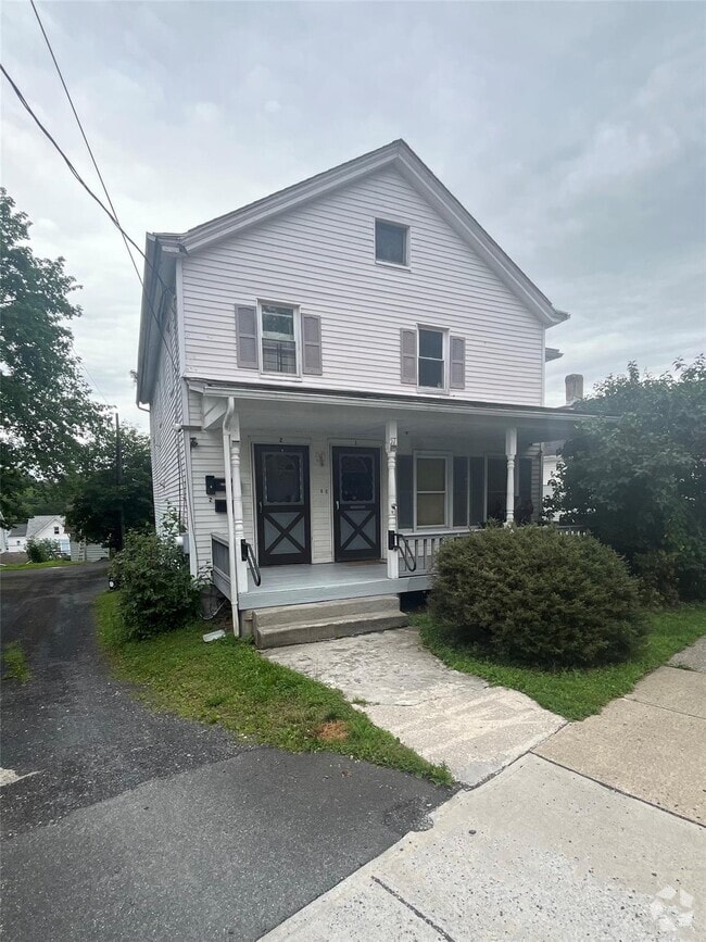 Building Photo - 57 Capron St