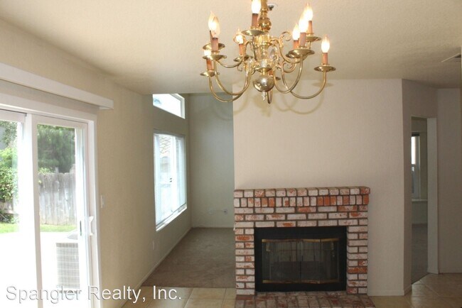 Building Photo - 4 br, 3 bath House - 1277 Capistrano Lane