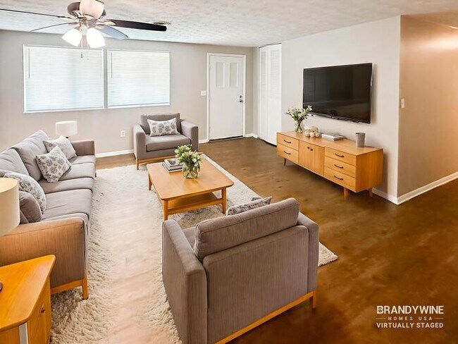 Foto del edificio - 3005 Forestside Ln