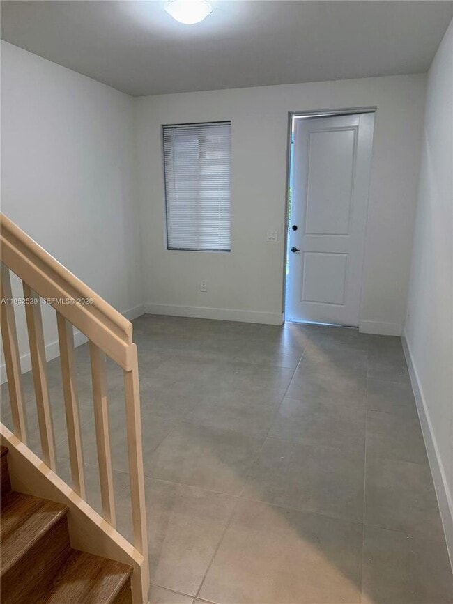 Foto del edificio - 18974 345th Ter