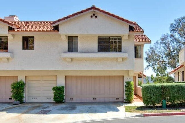 Building Photo - 3131 Avenida Olmeda