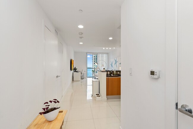 Foto del edificio - 1060 Brickell Ave