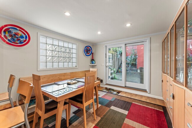 Building Photo - 2076 16th Ave