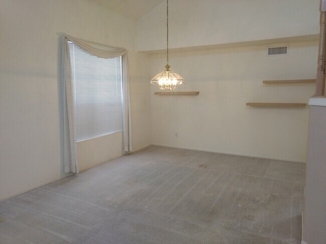 Foto del edificio - 3213 E Rosemonte Dr