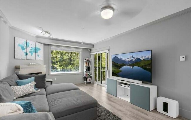 Foto del edificio - 18609 SE Newport Way