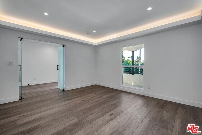 Foto del edificio - 9345 W Olympic Blvd