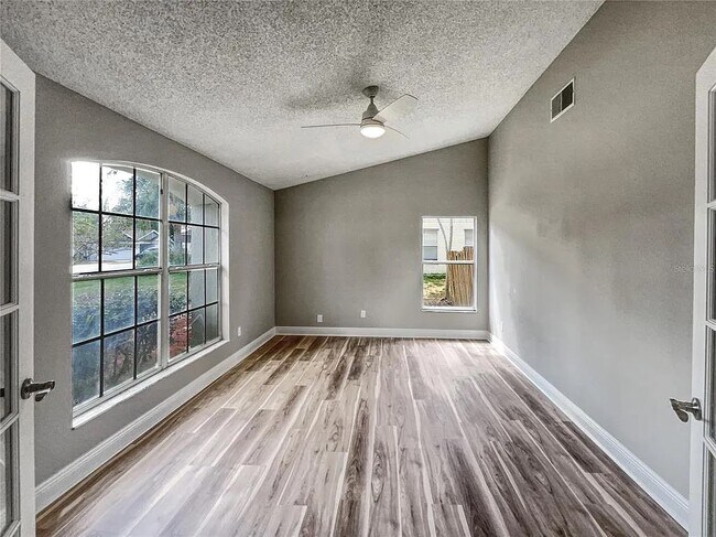 Foto del edificio - 13140 Loblolly Ln