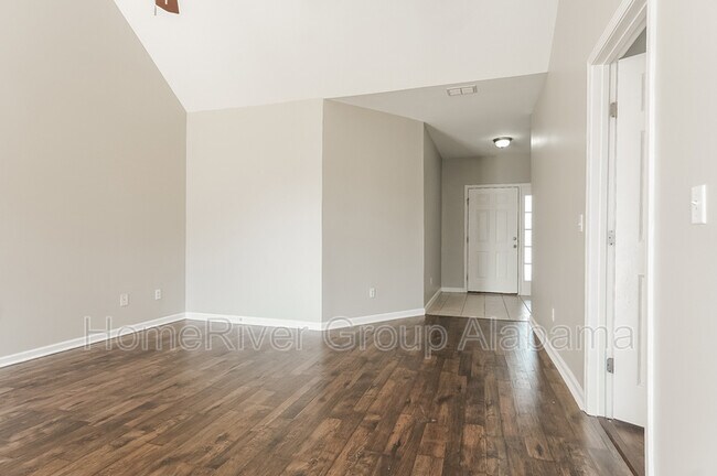 Building Photo - 118 Ashby St