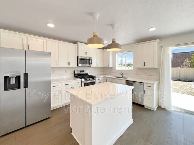 Foto del edificio - 6166 S Carlburg Ave