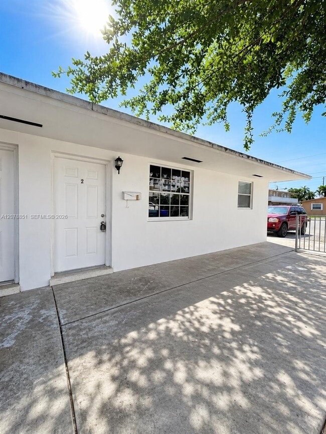 Building Photo - 10841 SW 7th St