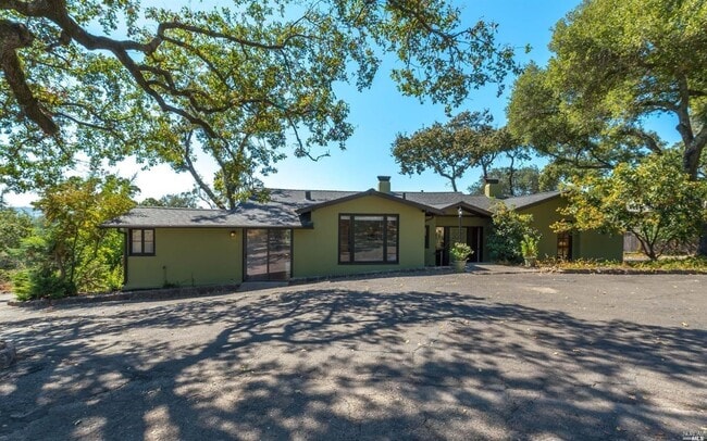Building Photo - 1810 Silverado Trail