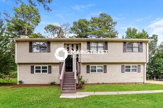 Building Photo - 4140 N Quail Dr