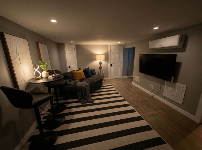 Foto del edificio - 414 Mansion Rd