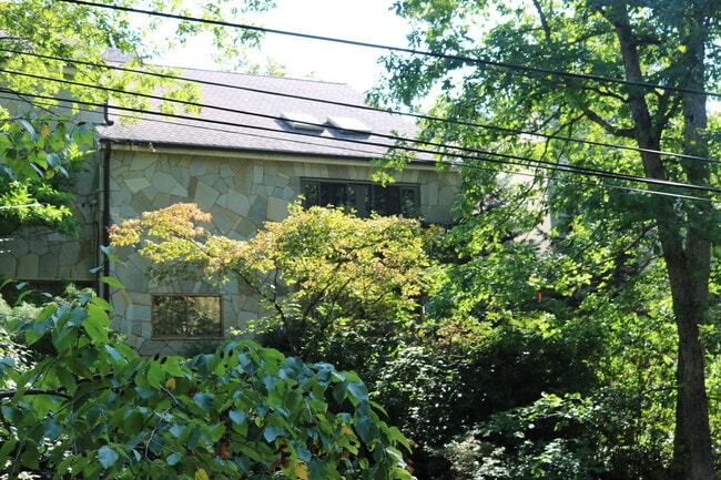 Foto del edificio - 9 Surrey Rd
