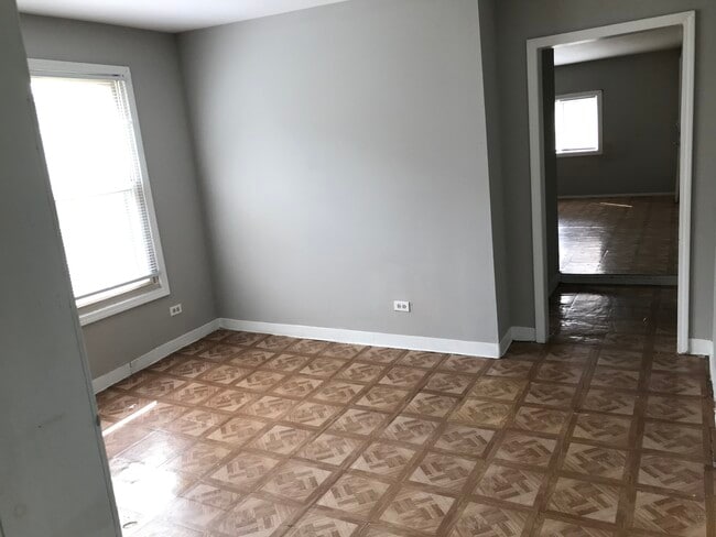 Building Photo - 8626 S Baltimore Ave