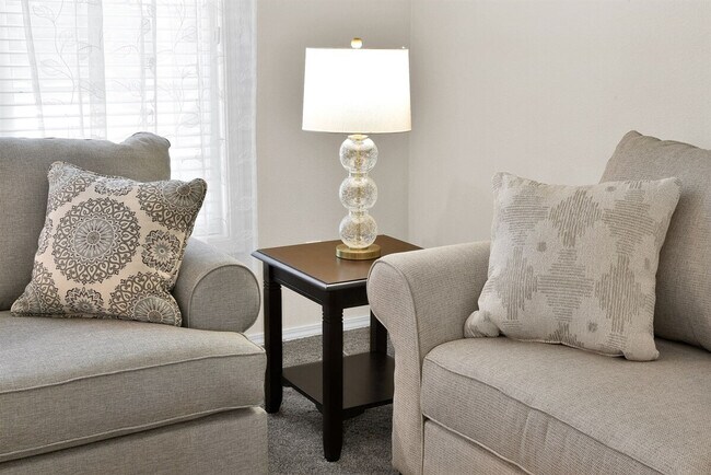 Foto del edificio - 1602 N Wimbledon Pl