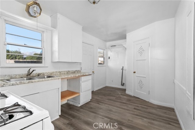 Building Photo - 731 Michigan Ave