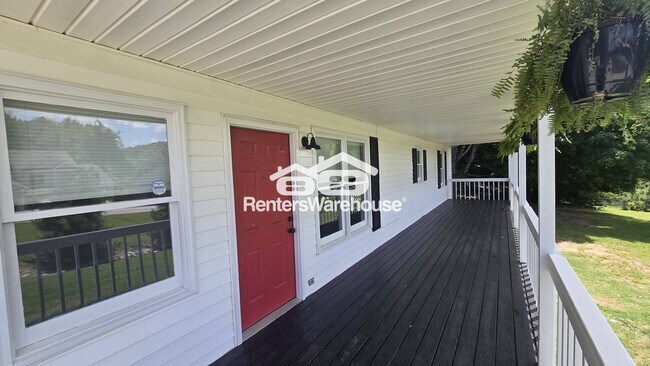 Foto del edificio - 518 Riverside Rd