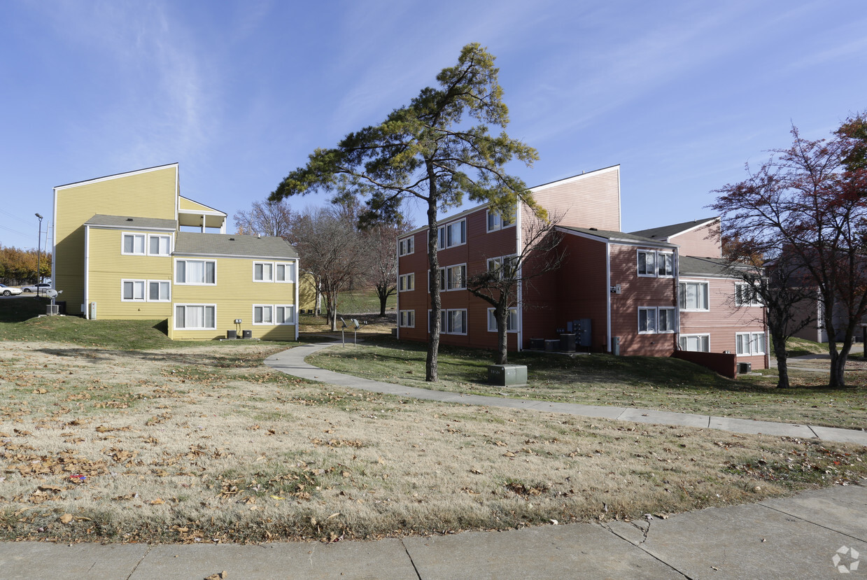 Foto del edificio - Vista Apartments at Summit Hill