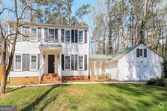 Building Photo - 1666 Greenbrook Dr