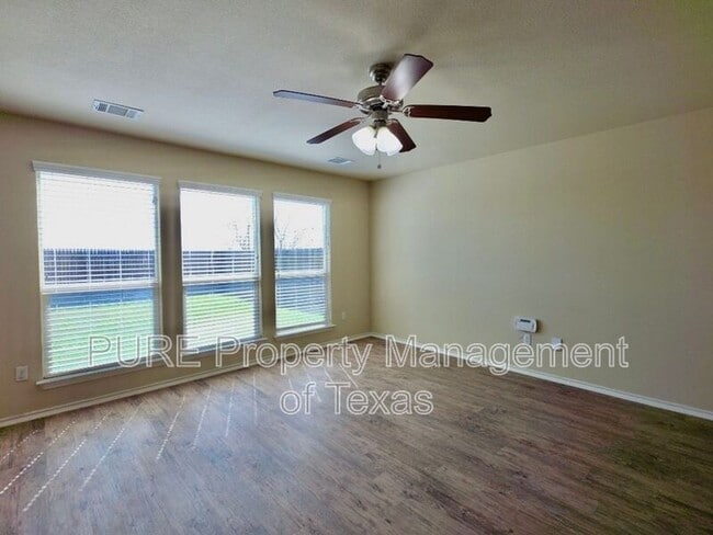 Foto del edificio - 809 Yabers Ct