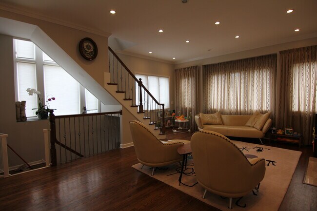 Foto del edificio - 1605 N Sedgwick St