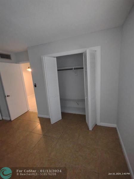Foto del edificio - 3216 NE 13th St