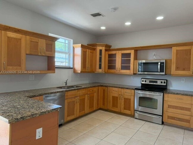 Foto del edificio - 2209 Monroe St