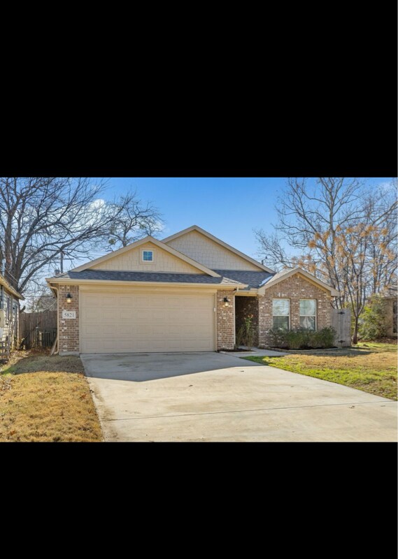 Building Photo - 5821 Humbert Ave