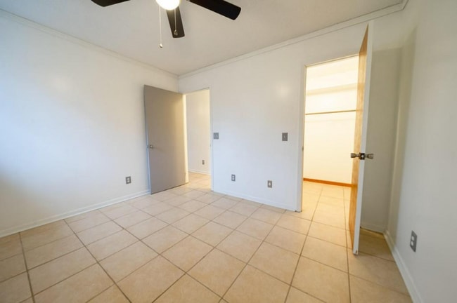 Building Photo - 1493 Old Chisholm Trail