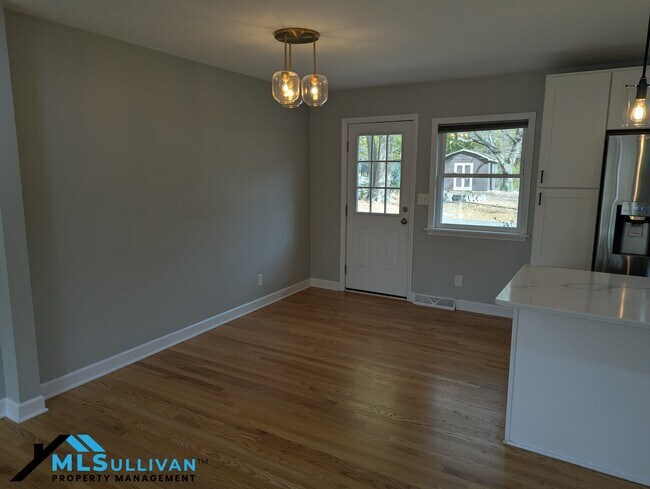 Building Photo - 4011 Garrett Rd