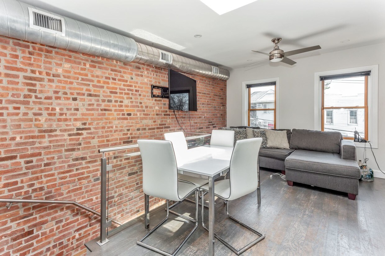 47 Poplar St, Jersey City, NJ 07307 Condo for Rent in Jersey City, NJ