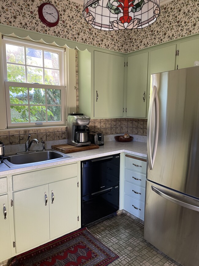 Kitchen - 256 Main St