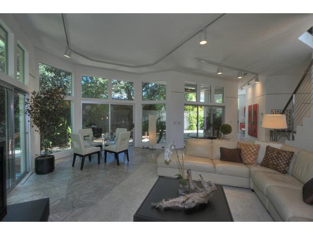 Building Photo - 171 Cowper St