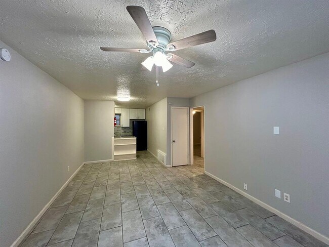 Foto del edificio - 3318 N MacGregor Way