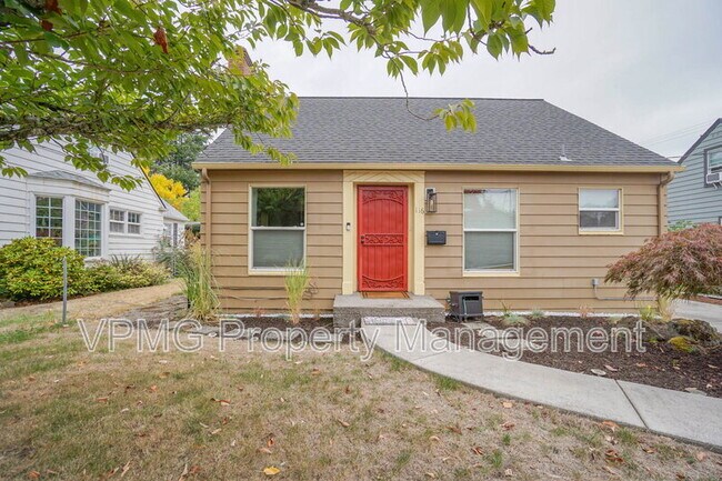 Building Photo - 116 E 35th St