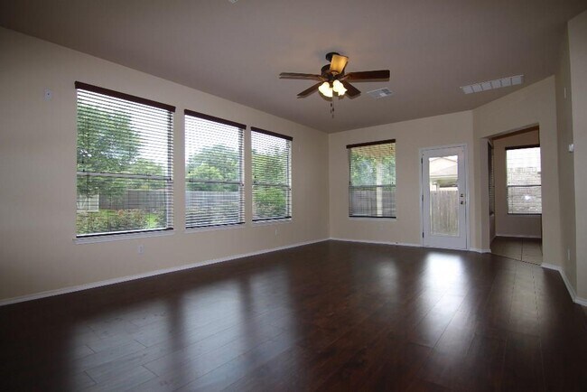 Building Photo - 11516 McDows Hole Ln