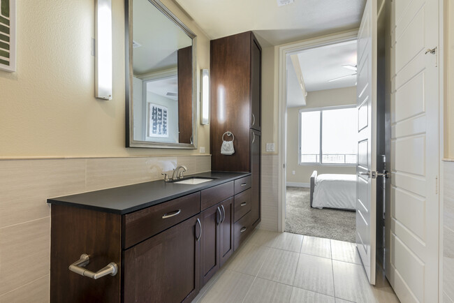Building Photo - 5050 Cahaba River Rd