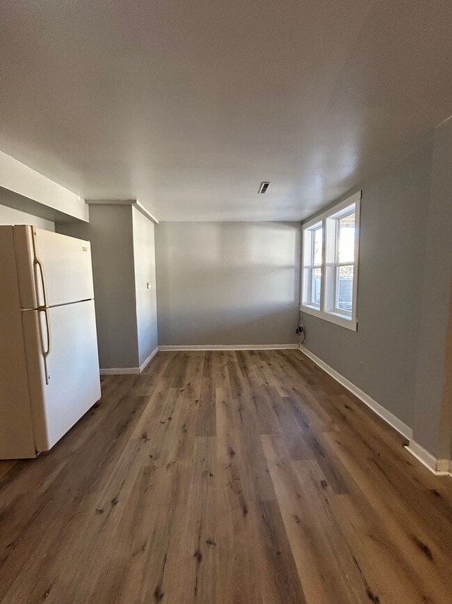 Building Photo - 6201 S 42nd St