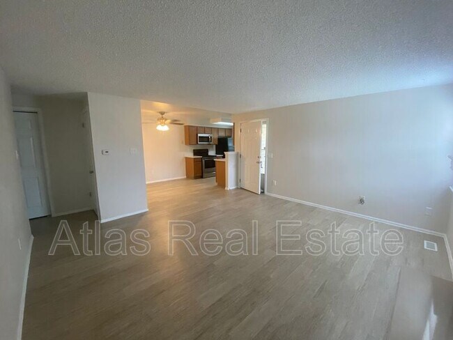 Foto del edificio - 4205 E 119th Pl