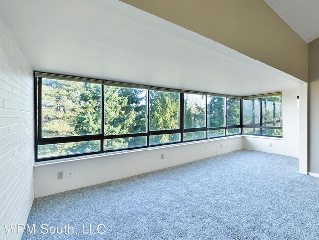 Building Photo - 2 br, 2 bath House - 10919 Glen Acres Dr S...