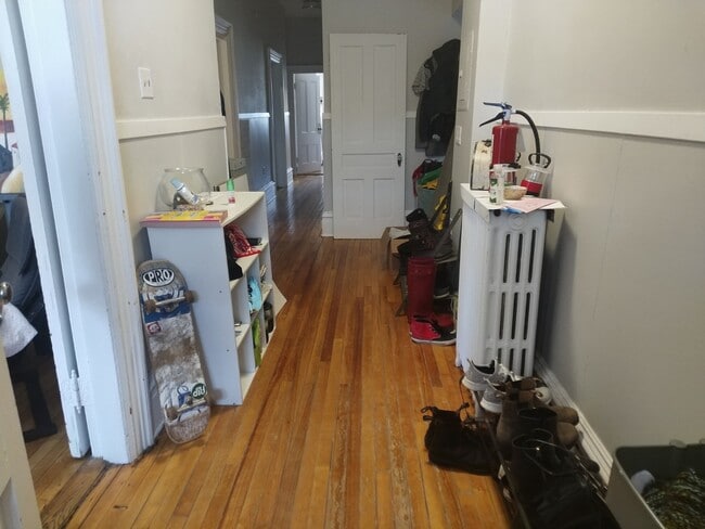 Building Photo - 1570 Walnut St