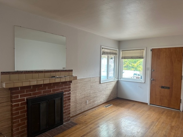 Building Photo - 1606 Elm St