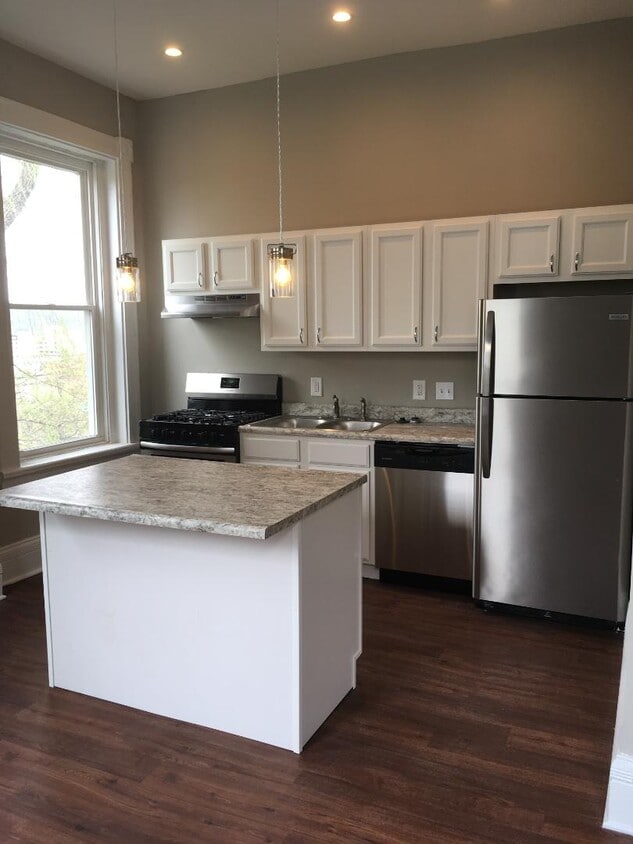 Foto principal - 2341 W McMicken Ave