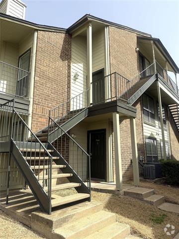 Building Photo - 5981 Arapaho Rd