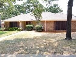 Primary Photo - 3000 Pecan Cir