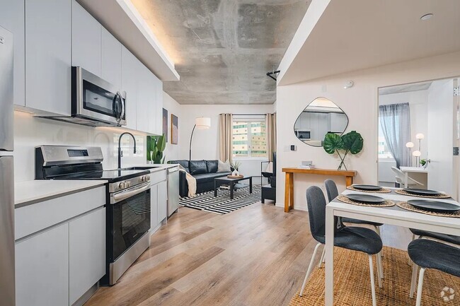 Building Photo - 4720 Third Avenue