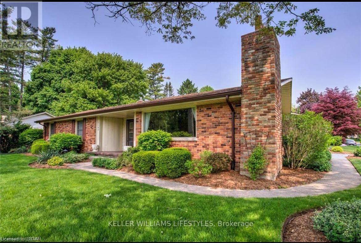 Photo principale - 1149 St Anthony Rd