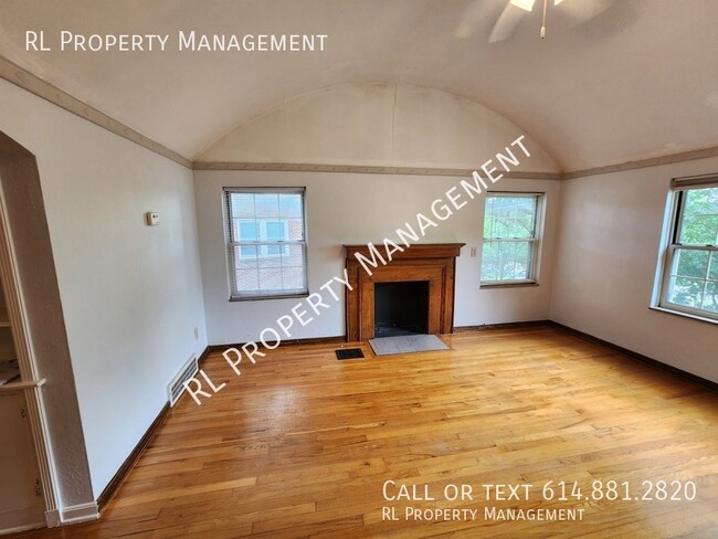 Building Photo - Lovely 1 bedroom 1 bathroom apartment in G...